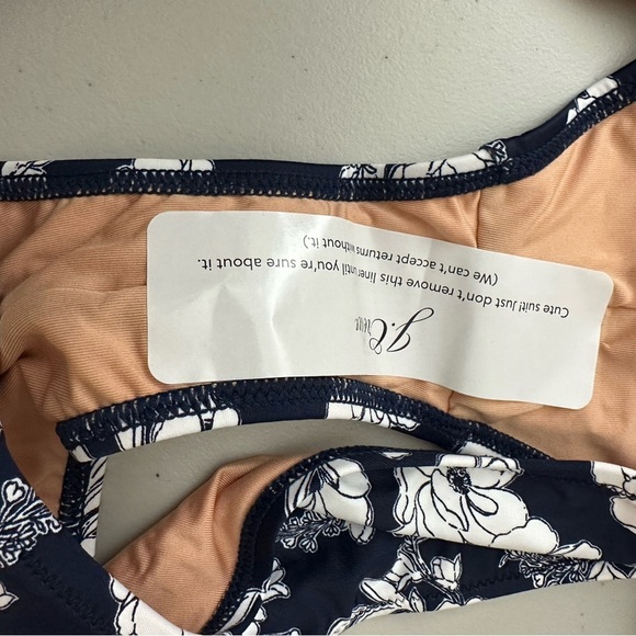 J.Crew Hipster Curved-Waist Cheeky Bikini Bottom in Magnolia Floral Navy Size 2X - Picture 7 of 8